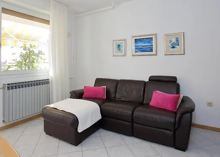 Apartment Maja