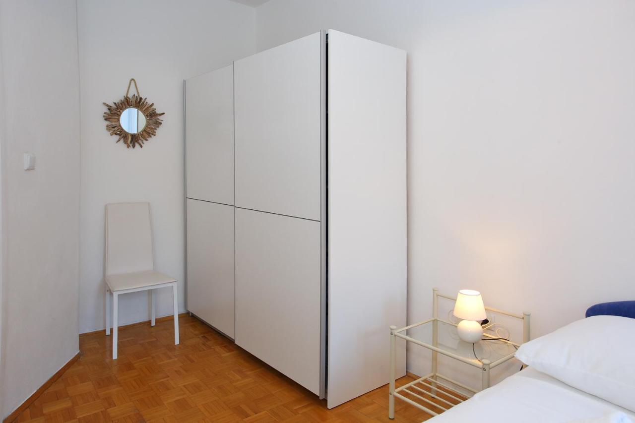 Apartment Maja *